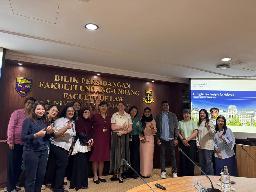 theumlaw's tweet photo. Thank you to Professor Dr. Iris Eisenberger from University of Vienna for her insightful sharing on the EU Digital Law.

Our sincere appreciation also goes to all participants. We look forward to more impactful academic engagements ahead. https://t.co/lKY5wBCuJN