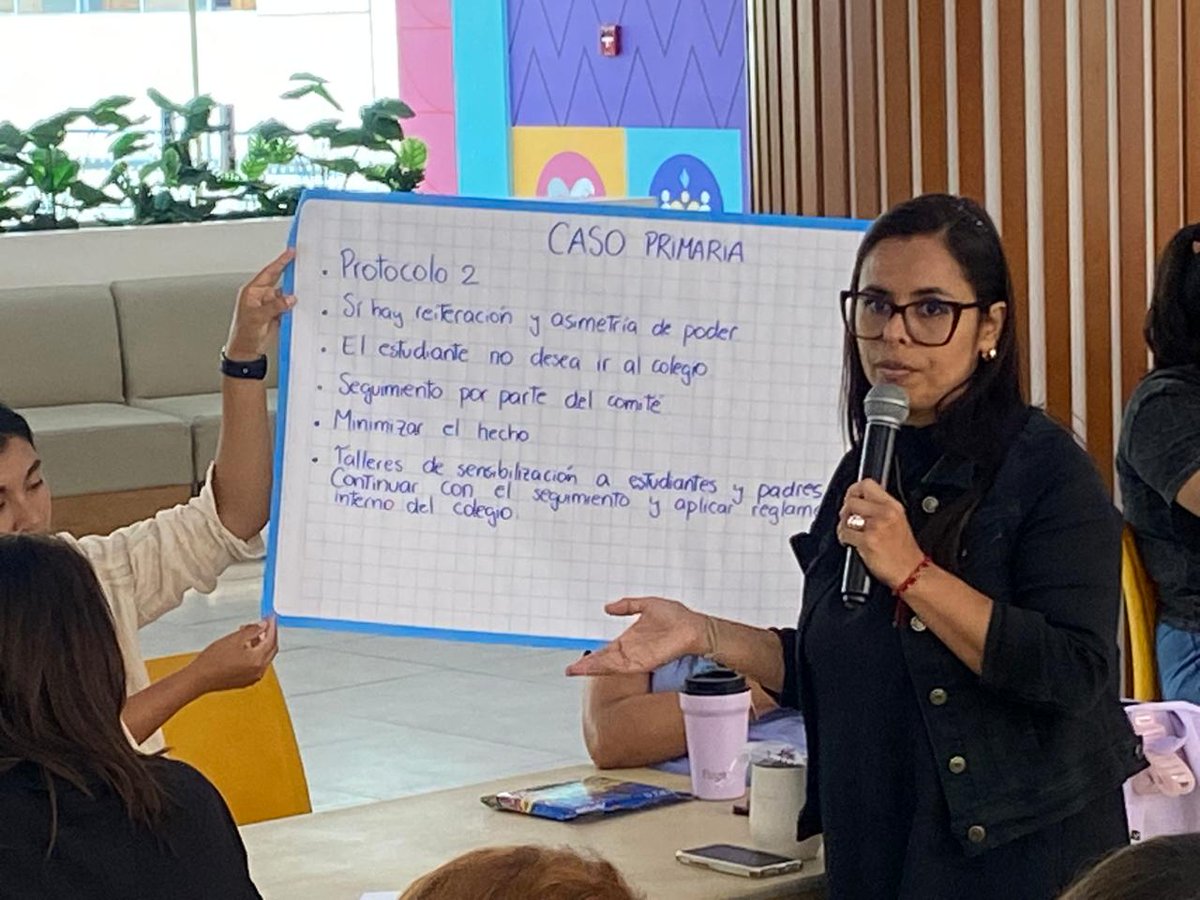aeceformacion's tweet photo. #CapacitacionEspecializada 🧮Formar a los docentes: la primera línea contra la violencia escolar, esa es nuestra misión para lograr que estén preparados ante conflictos y casos  que requieran prevención,  atención, mediación o derivación.
#aulasseguras #educacion https://t.co/e3017gNAdT