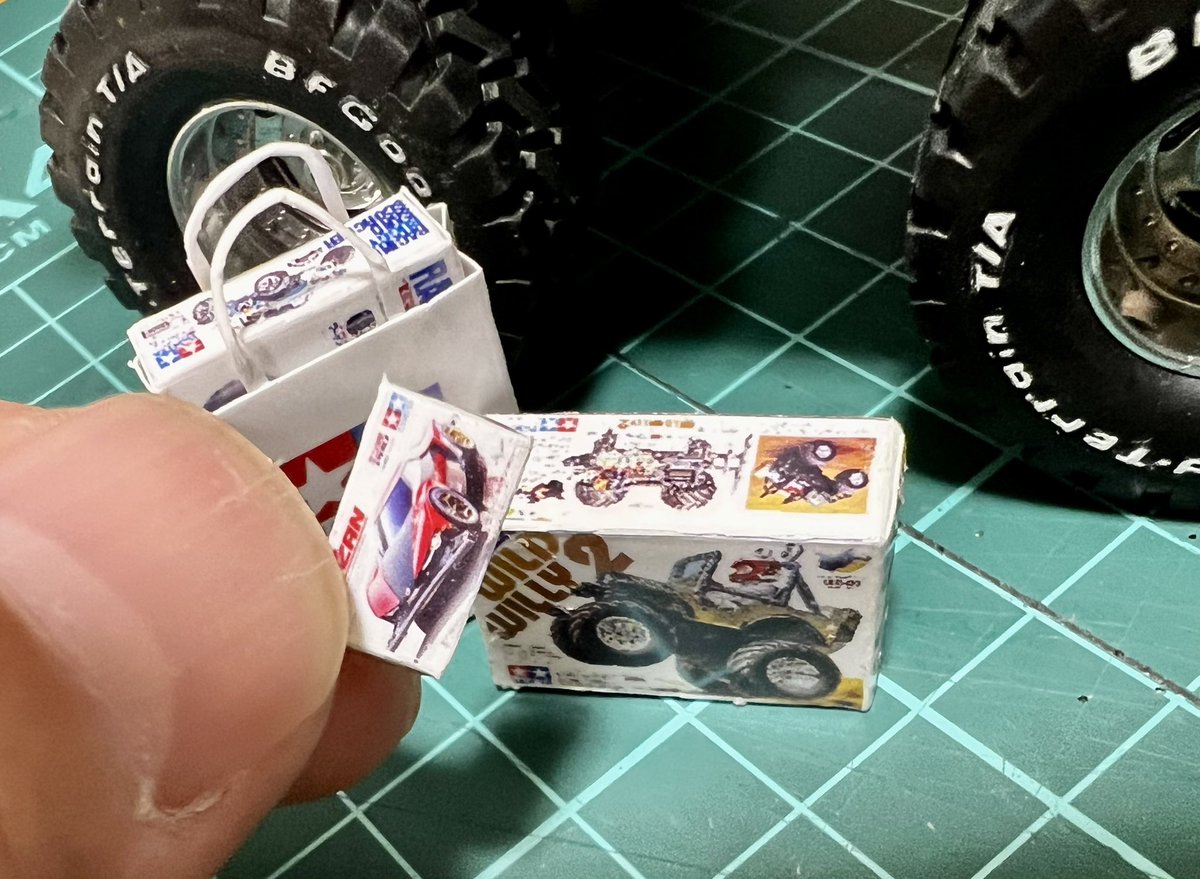 HGSmodel4WD's tweet photo. ライザンの箱！ https://t.co/NpLKzZ2iqj