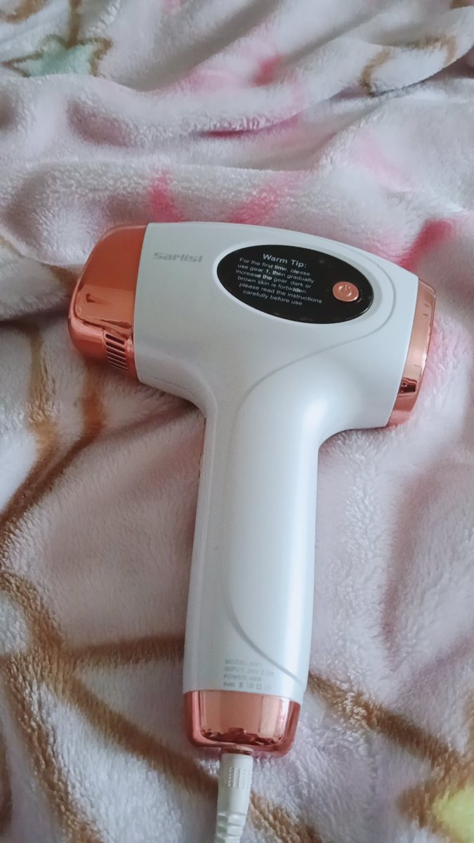 家庭用レーザー脱毛器。 脱毛サロンの全身脱毛の 合計金額と比べて