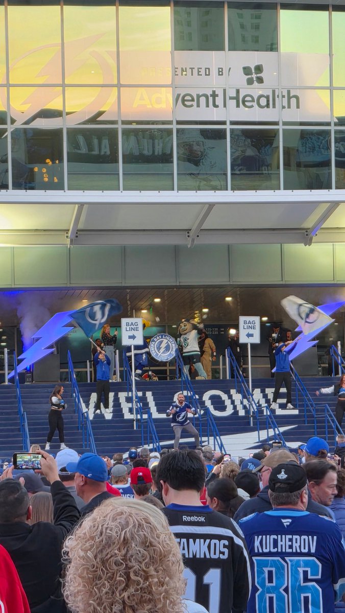 Why is Buoy in Tampa for the lightning/leafs game?!