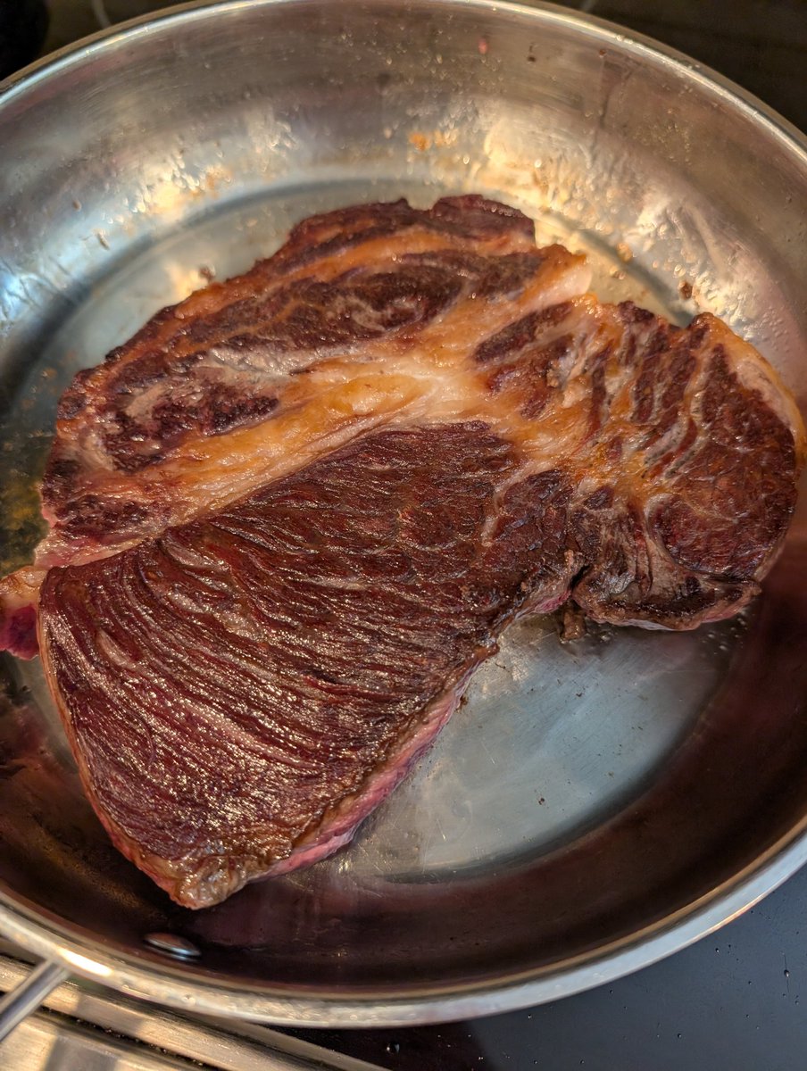 itsbbqtime tweet media