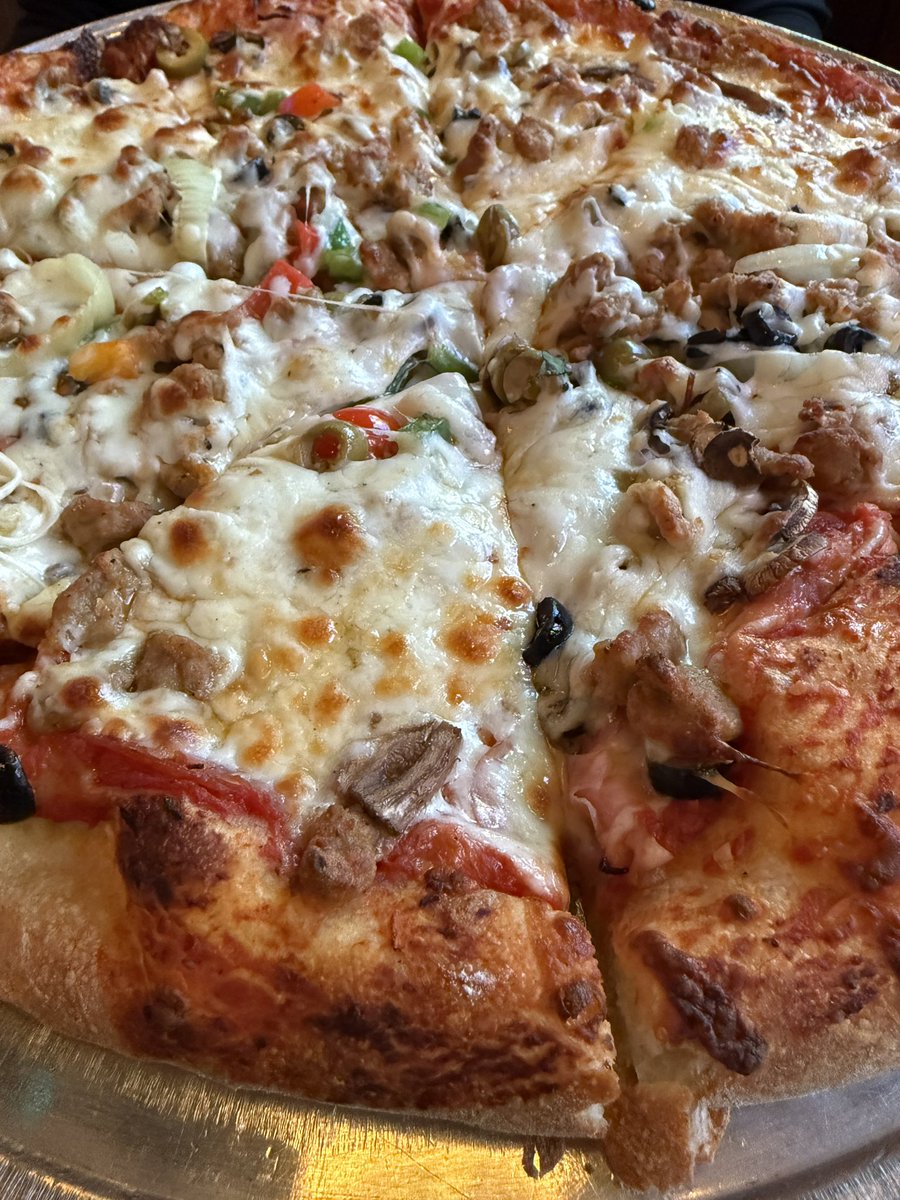 Because people were talking about pizza in chat yesterday. I got myself some pizza! 🍕