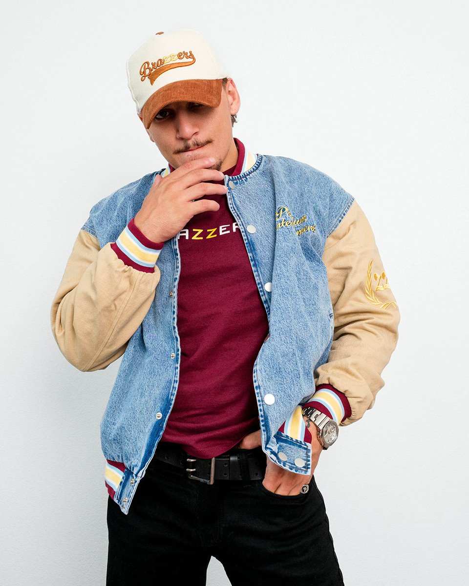 officialzzstore tweet media