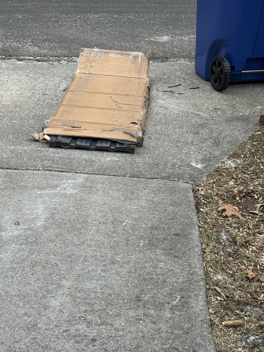 Bobby B-Right tweet media