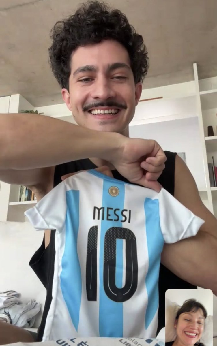 -ayer soñé con vos
-ah si? Qué soñaste?
-jaja no me acuerdo