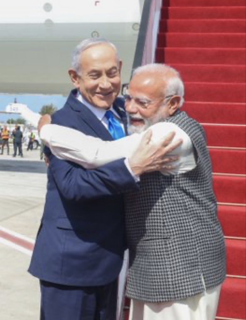 kimheller3's tweet image. Did #Modi really say this ⁉️⁉️⁉️

“ Israel is the fatherland. 
India, is the motherland"

🤮🤮🤮🤮🤮🤮🤮🤮🤮🤮🤮🤮🤮

#IsraelVisit #ModiInIsrael