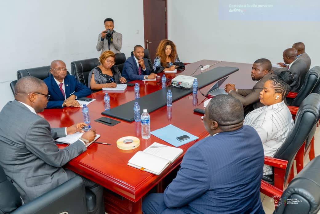 Min. Commerce Exterieur Officiel tweet media