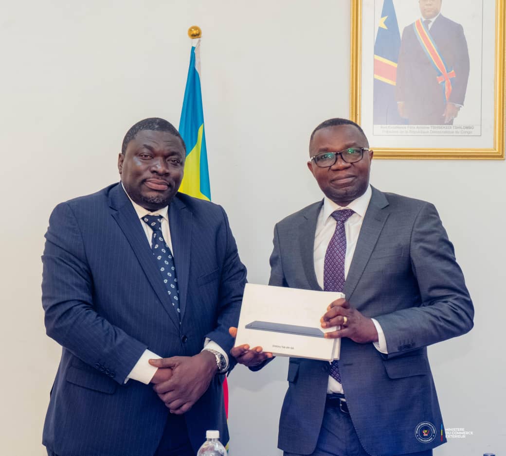 Min. Commerce Exterieur Officiel tweet media