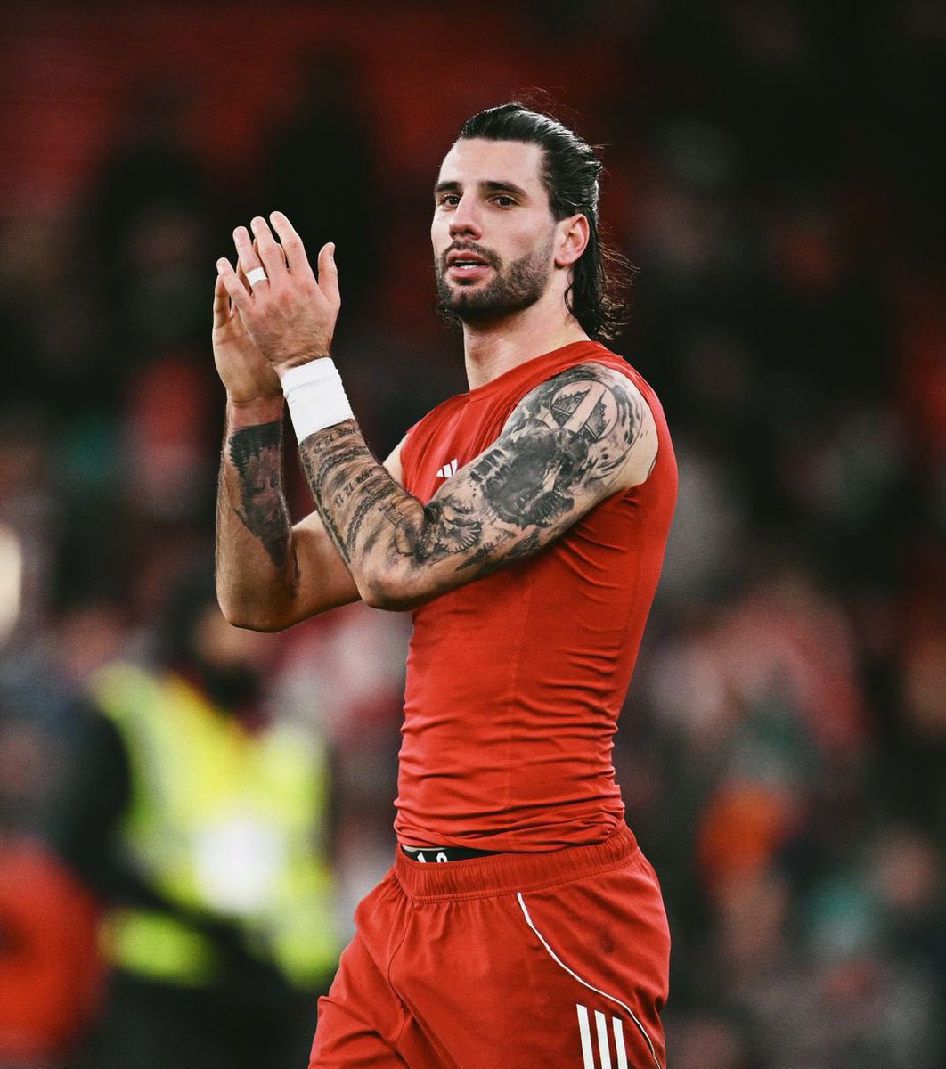 Goals Side tweet media