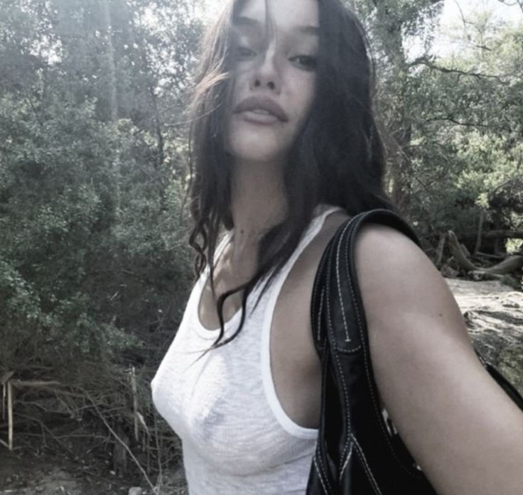 Scarlett Lyra Caccini tweet media