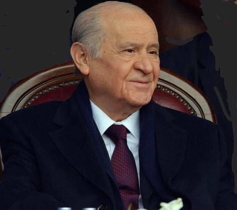 Bu ülkeyi seveni severiz, sevmeyene cehenneme kadar yolun var deriz..

Liderimiz Devlet BAHÇELİ