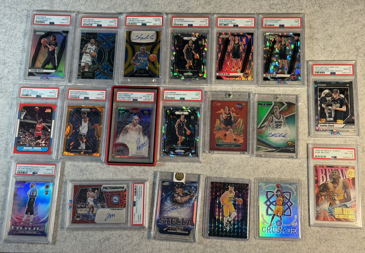 A pretty insane weekend. I said I’d post some pickups/mail day from Saturday-Monday, but got busy yesterday. Here you go tho. They didn’t all fit in one picture and was hard to do them all justice lighting-wise. Which one is your fav?😎