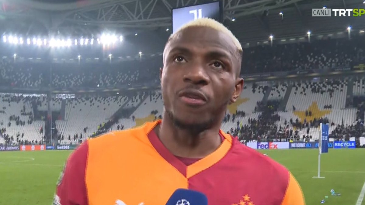 Victor Osimhen: "Taraftarlarımız bu mutluluğu sonuna kadar hak ediyor. Onlar sayesinde bu turu geçtik."