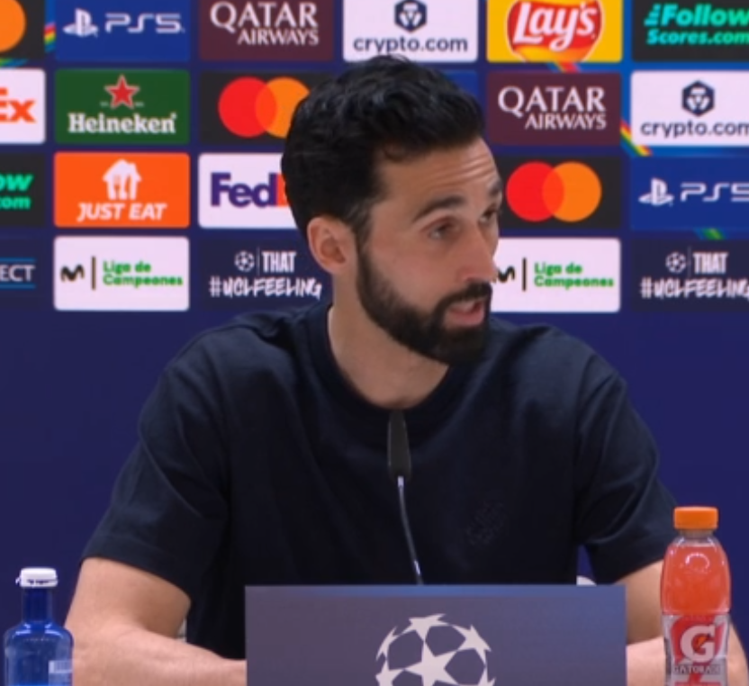 theMadridZone's tweet photo. 🚨 Alvaro Arbeloa: "Sometimes, Mbappé felt pain in training, but we still decided to play him.

But yesterday, he left training early because of the pain, we talked to him and to the doctors, and we decided it's time to stop playing him while he's in pain." https://t.co/jbxozubjo0