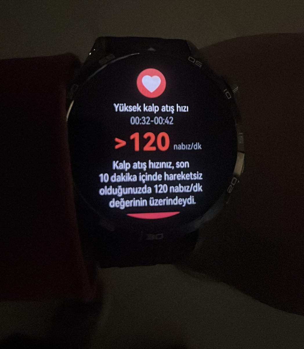 omeriifaruk's tweet photo. @GalatasaraySK  kalbe 2 stent taktıracaksınız bu ne biçim oyun https://t.co/MqGMYGFzdd