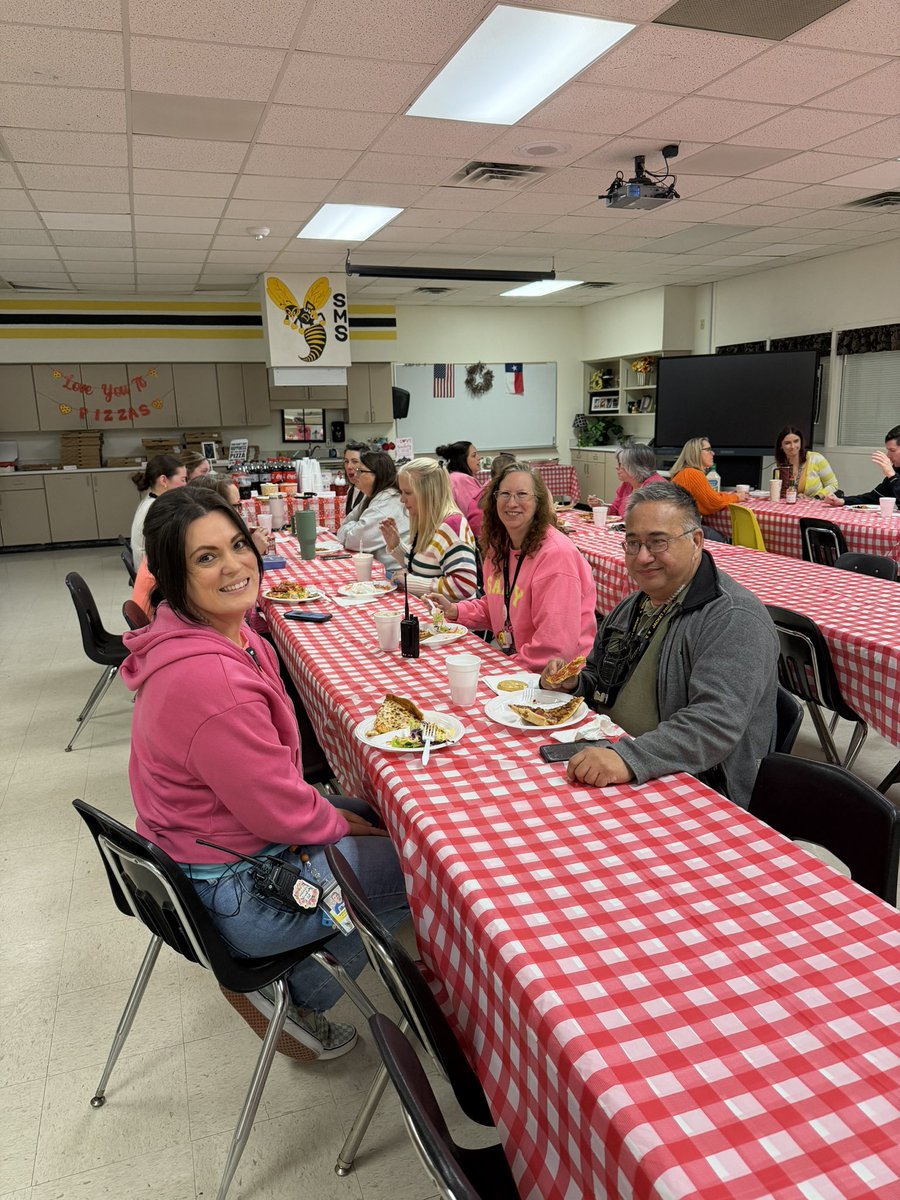 Henry Scott Middle School tweet media