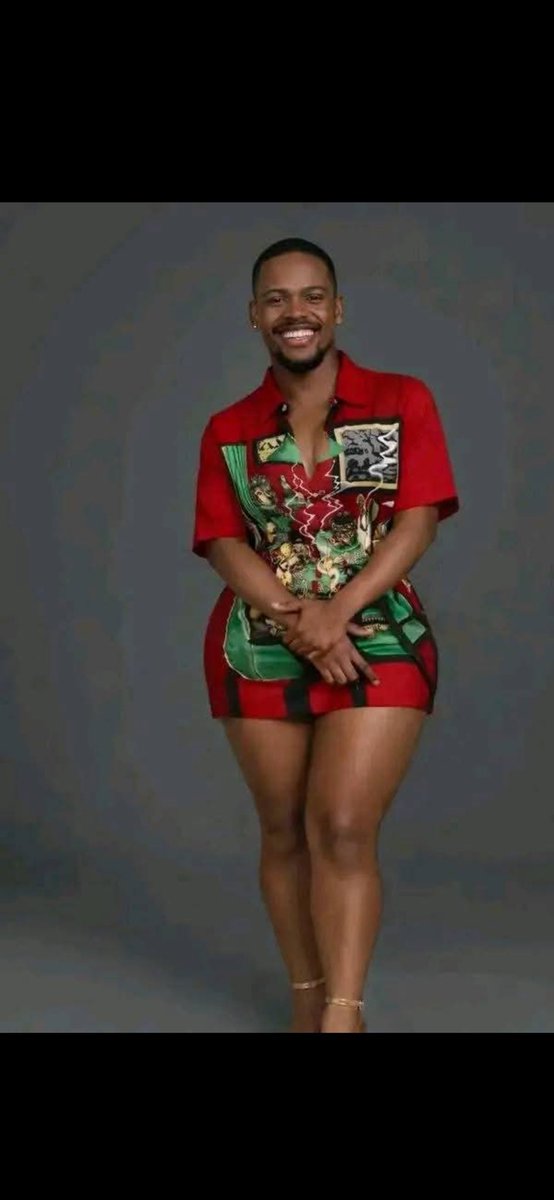 <a href="/MissMoosah/">Musawethu Dlamini</a> Was he looking for a reaction when HE gossiped about her? 🤣🤣🤣 Oh Shakira girl, find a chair and SIT 😂