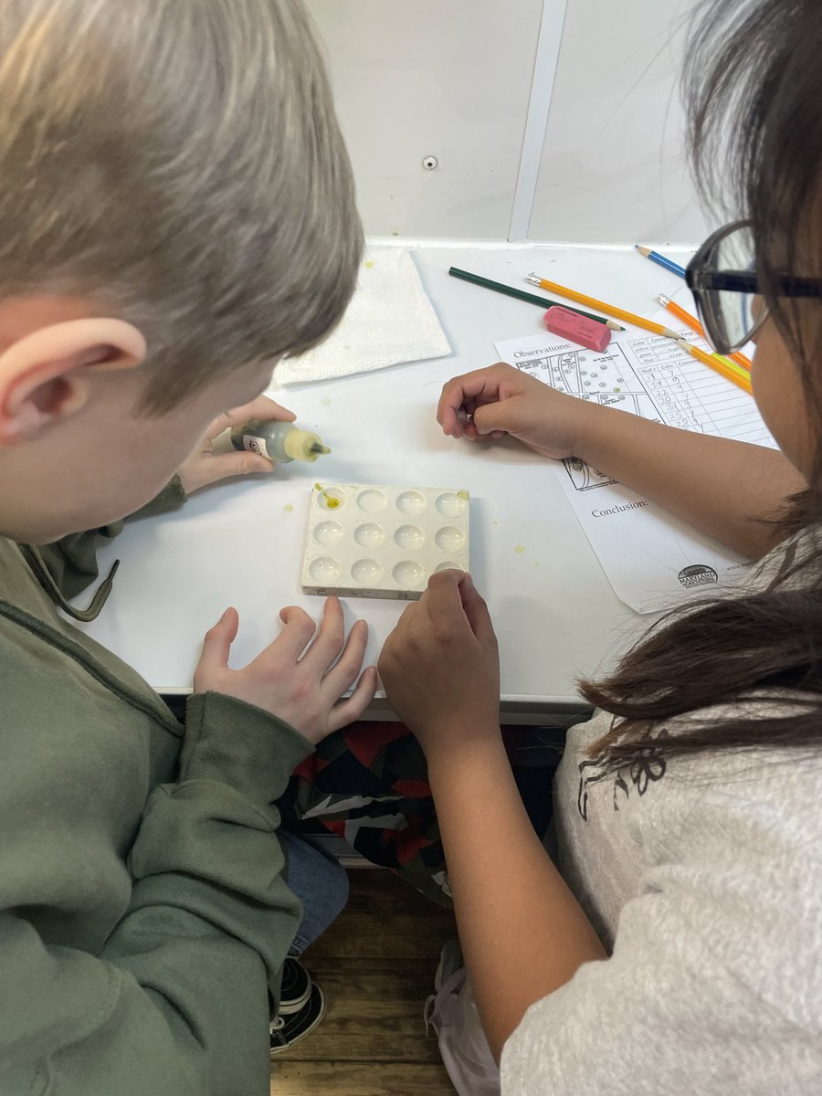 BGES3rdGrade's tweet photo. Today the third graders explored water contamination hosted by the Maryland Agricultural Education Foundation and their mobile science lab 💧🧪👩‍🔬@MdAgDept @BelleGroveAACPS @AACountySchools #belonggrowsucceed https://t.co/TbY0ITknNg