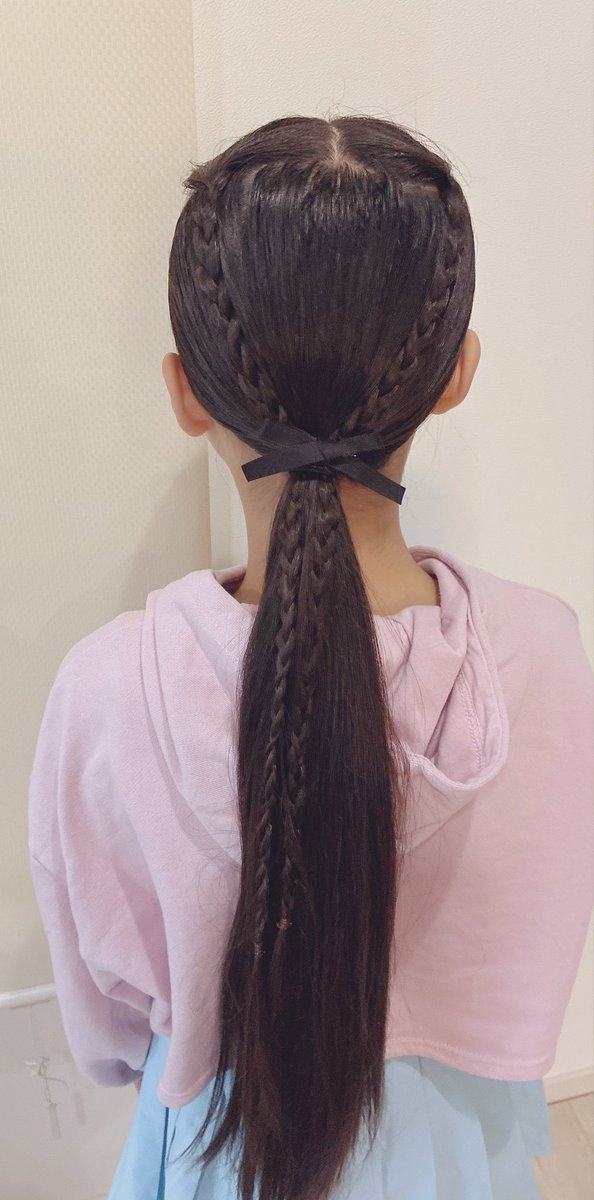 rea_model's tweet photo. みんなおはよう💕
今日の通学コーデと髪型だよ🎀行ってきまーす🩷
#通学コーデ #小学生コーデ
#jc5 https://t.co/WsYWgSQteX