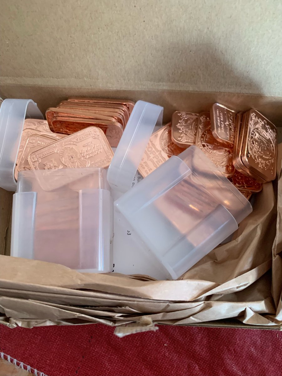 Denea_AGE's tweet photo. @LethalJames @JMBullion There was a picture, but shit keeps getting deleted. Don’t know what’s going on with it. https://t.co/Ry2nKDwMOq