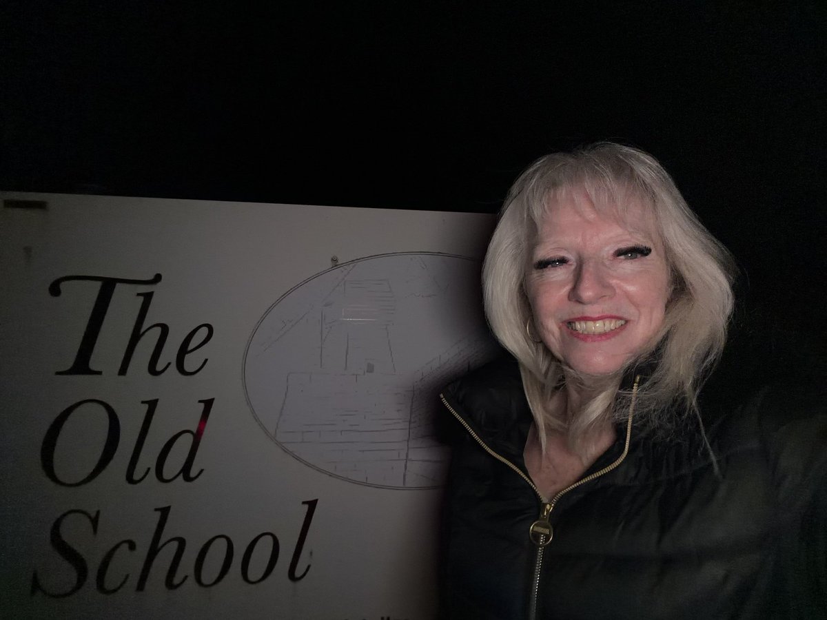 MaxineFothergil's tweet image. #WestKingsdown Parish Council tonight — one of four parish councils I attend regularly across the division of #SevenoaksRuralNorthEast

I delivered my monthly County Councillor update, discussed last week’s #KCC budget (and why I abstained), the Local Government Reorganisation