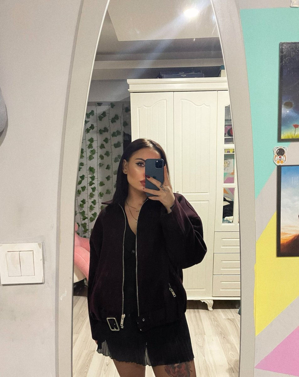 xeskxx's tweet photo. Helöv 🌙🥀 https://t.co/4uUK5V3x49