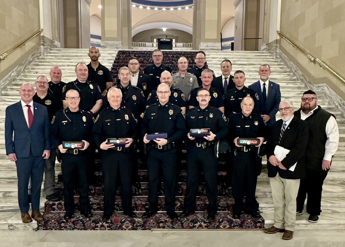 Darrell Weaver tweet media