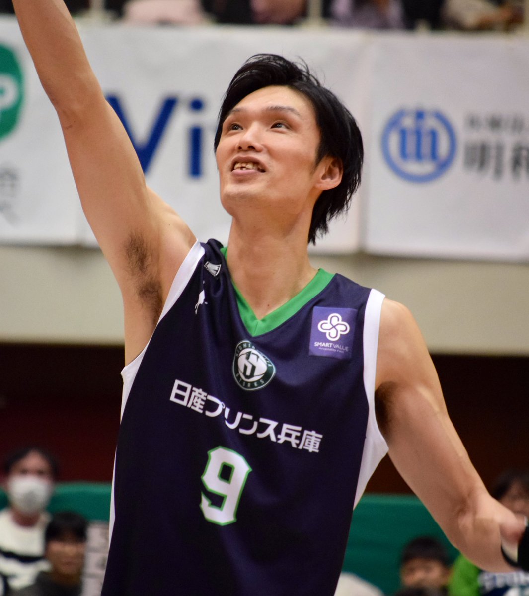 princehyogo's tweet photo. 残りシーズンまだまだストークスには無くてはならない存在ですので「長い間お疲れ様でした」はまだ言いません。
全力で、何ならどの選手よりもコートの上を走り回る谷選手を目に焼き付けたいと思います。
燃え尽きろ！Mr.STORKS ！ https://t.co/ZpPTelIv73