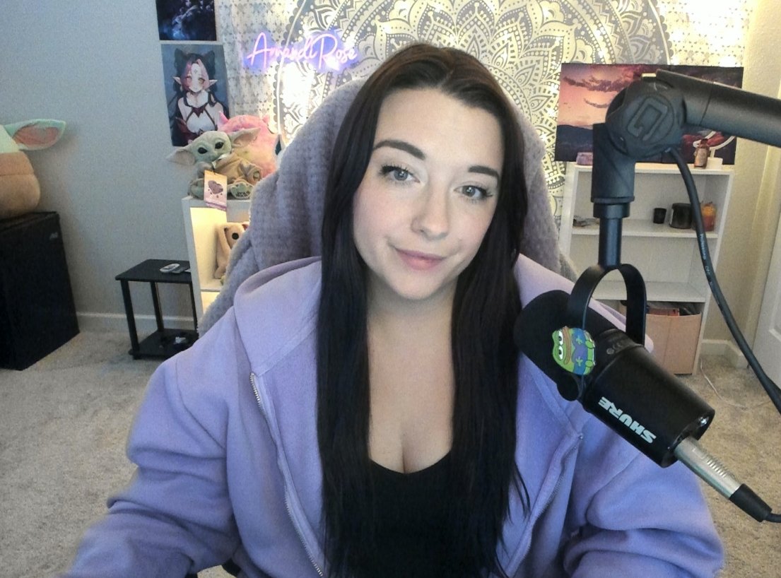 mandi 🥀 tweet media