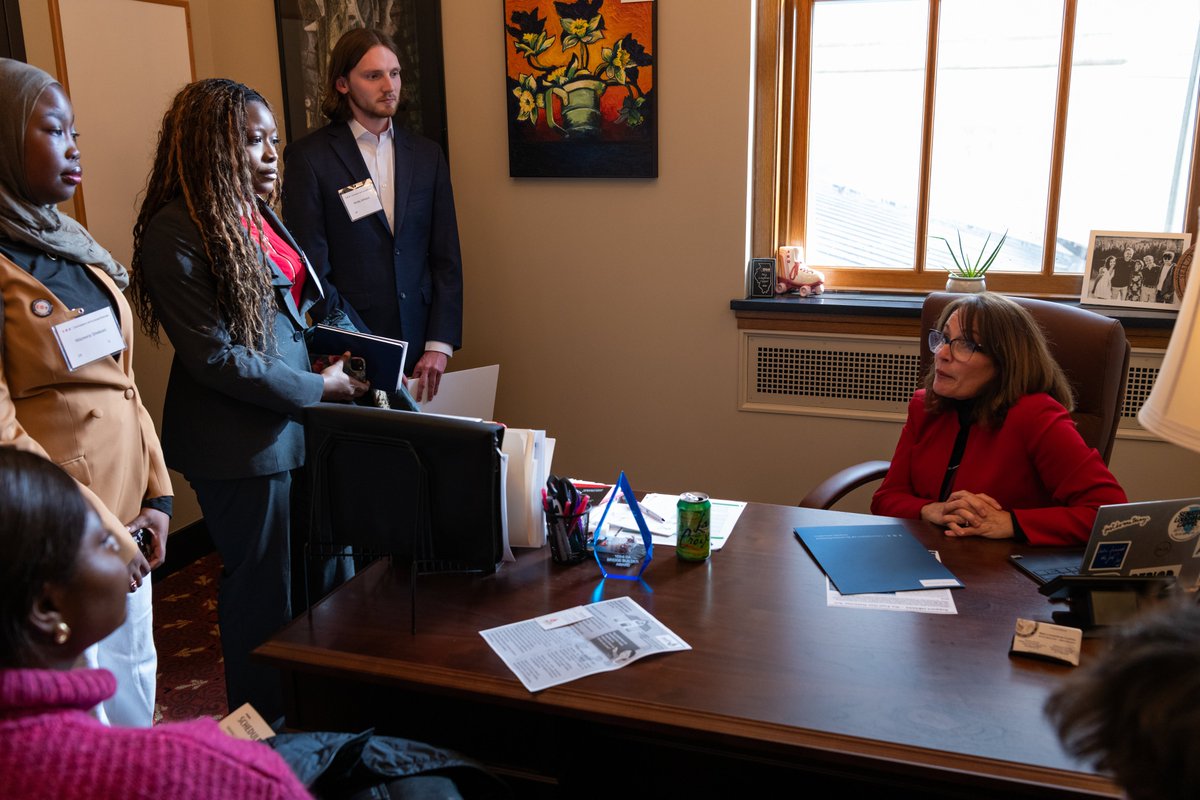 University of Illinois Springfield tweet media