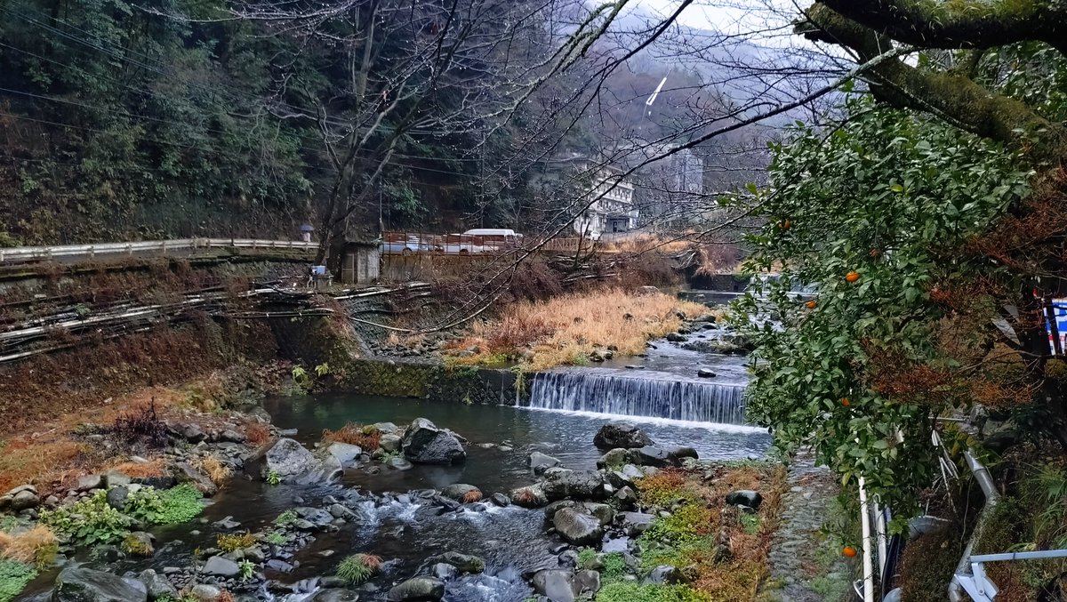 昨日はBD休暇（勝手に）
温泉、蕎麦、夜も外食とリフレッシュしました〜
また一年頑張ります😊