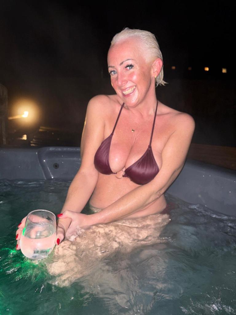 sexy mama 🥵 tweet media