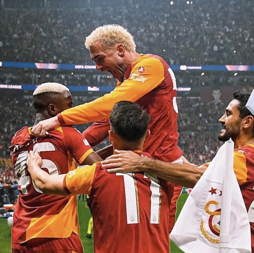 FirinHilmi's tweet photo. 🤲🇹🇷ELHAMDÜLİLLAH 🇹🇷🤲
🇹🇷 ⚽ 🇹🇷GALATASARAY SON 16'DA!🇹🇷 ⚽🇹🇷

Şampiyonlar Ligi Play-Off Turu'nda ilk maçı 5-2 kazanan Galatasarayımız , deplasmanda 3-2 mağlup olmasına rağmen Son 16 Turu'na kaldı. https://t.co/9HoqDcQdrG
