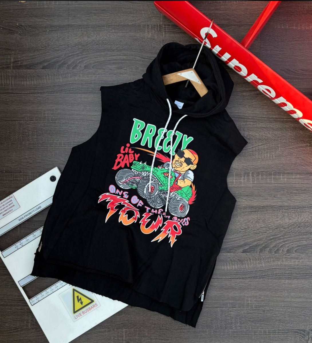 iamlarry001's tweet photo. Street energy. Bold graphics. No sleeves. π₯
π₯ Hooded Sleeveless Tops
π° GHS 130 each
Available now
π© DM to order
π·οΈ AGES Collection
#AGESCollection #StreetwearGH #UrbanStyle #DripCheck #GhanaFashion https://t.co/aBAB03QApg