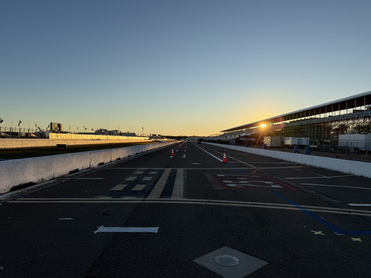 AaronLikens's tweet photo. Fresh paint in the pits, the setting sun, two days until the 2026 season goes 🟢 https://t.co/wgK1Tv1XlO