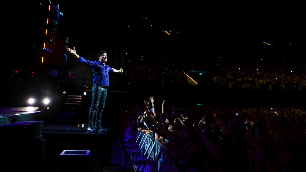 CHAYANNE tweet media