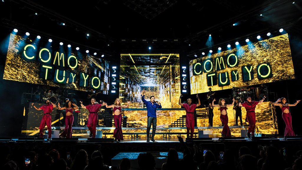 CHAYANNE tweet media