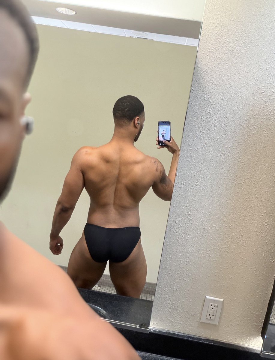 🧘🏽♂️☮️ tweet media