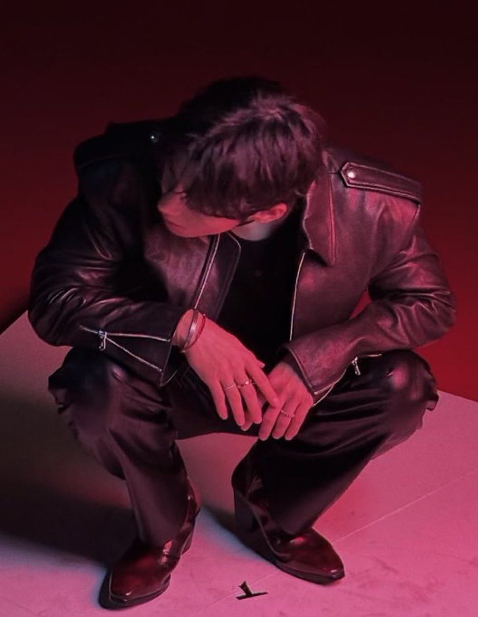 OHMYGOOD!!!!!!!!😭

this Jungkook!!                       this Taehyung!!