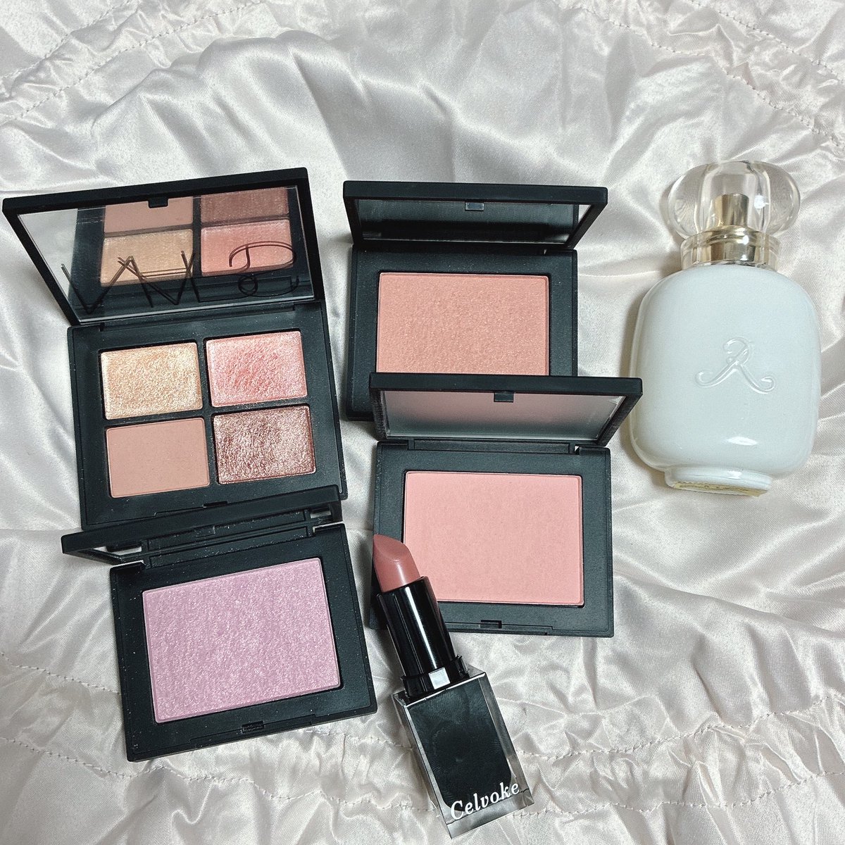 Autumn56092259's tweet image. #NARS 
01801 Orgasm
920 SEX APPEAL
925 CHERISH
960 PLEASE ME
#Celvoke 
08 カシミアピンク
#パルファンロジーヌ 
ヴィーヴ・ラ・マリエ

#今日のメイク 
#今日の香水