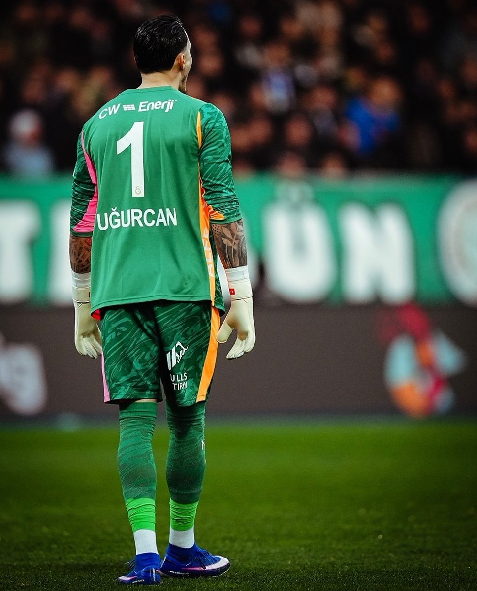 Gala Report tweet media