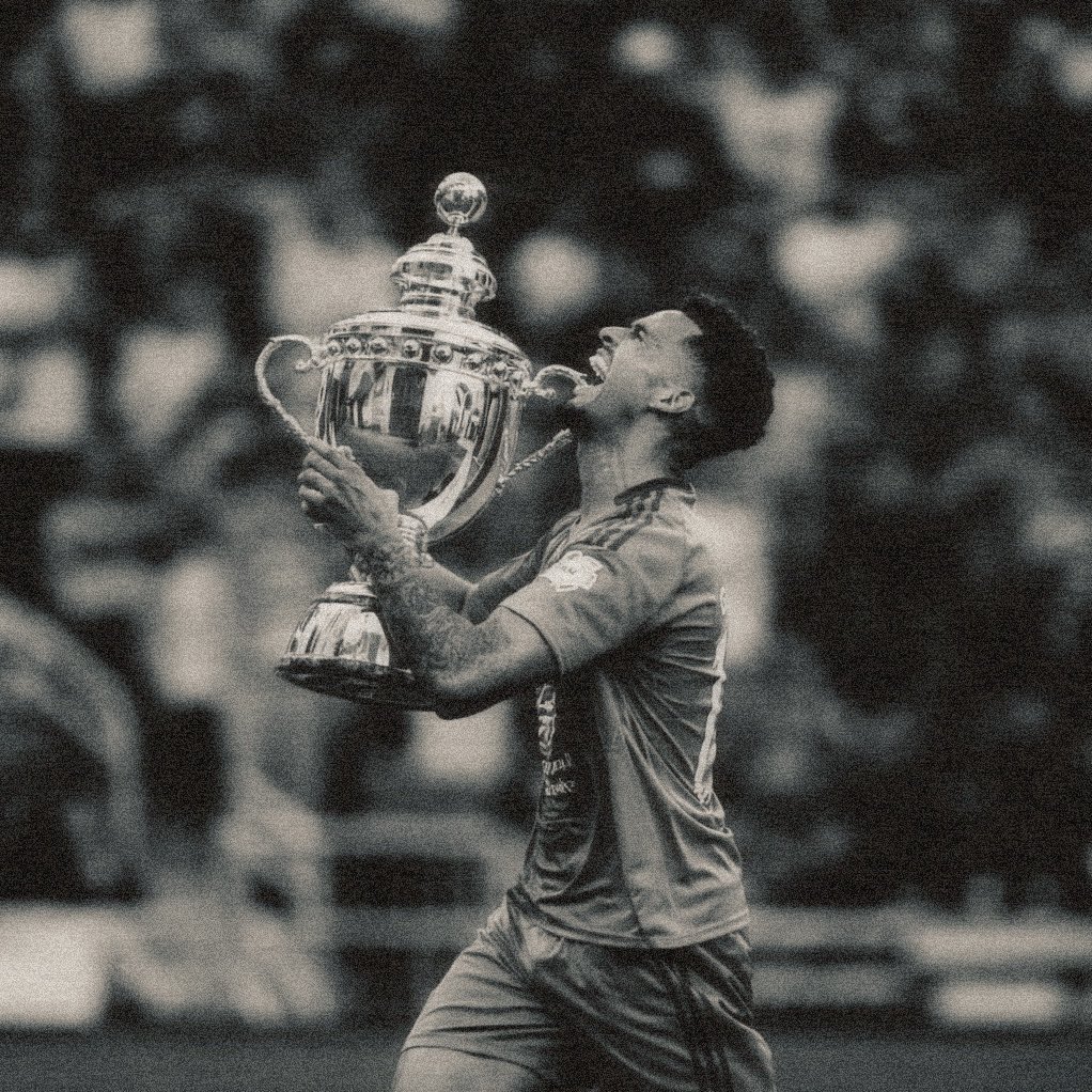 عزاي انك رجاي العذب لو كل الدروب عثور ..