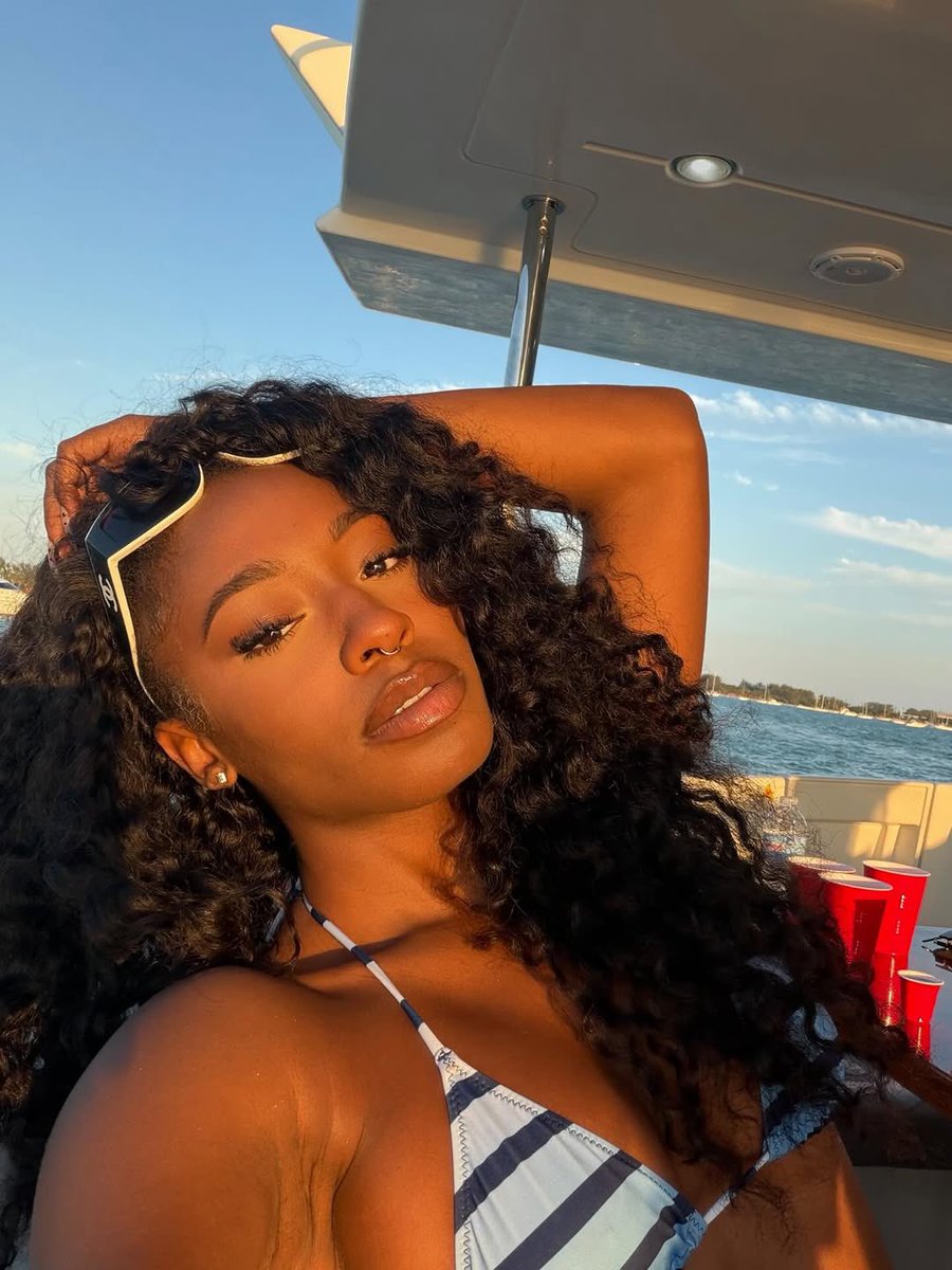 ᴀʏɴɪ (@totaltauruss) on Twitter photo 