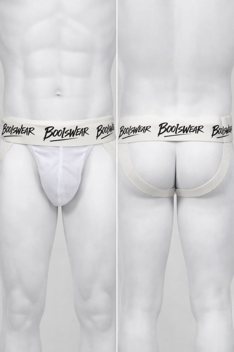 B●●IsWEAR ° tweet media