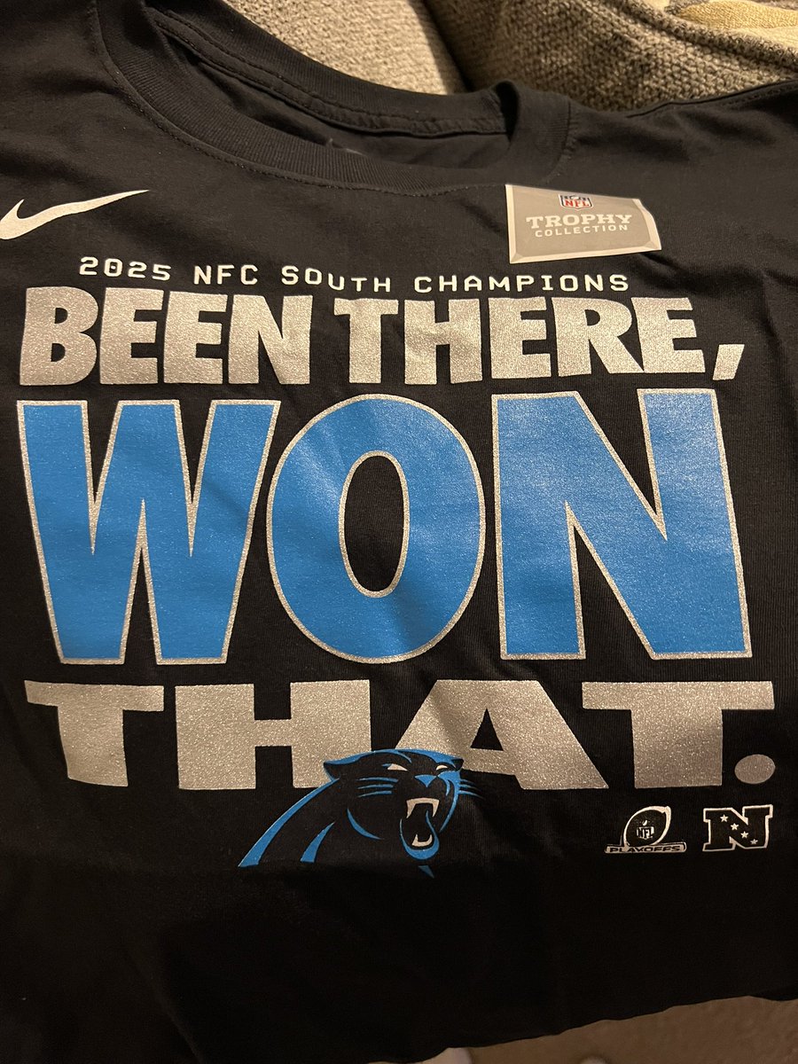 PanthersCi's tweet photo. Finally got my damn shirt 🫩🤣 #keeppounding tho https://t.co/2xKvKvzYU7