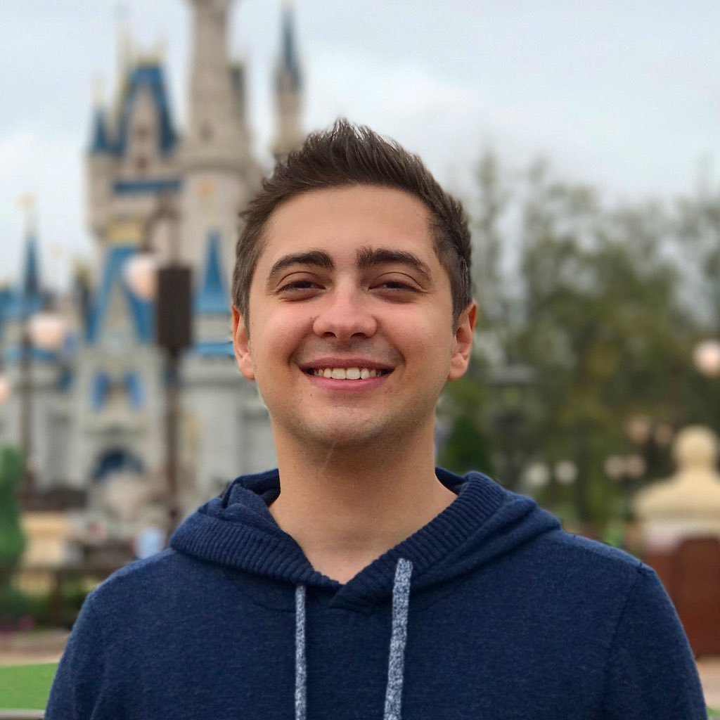 Não é o Léo Lins tweet media