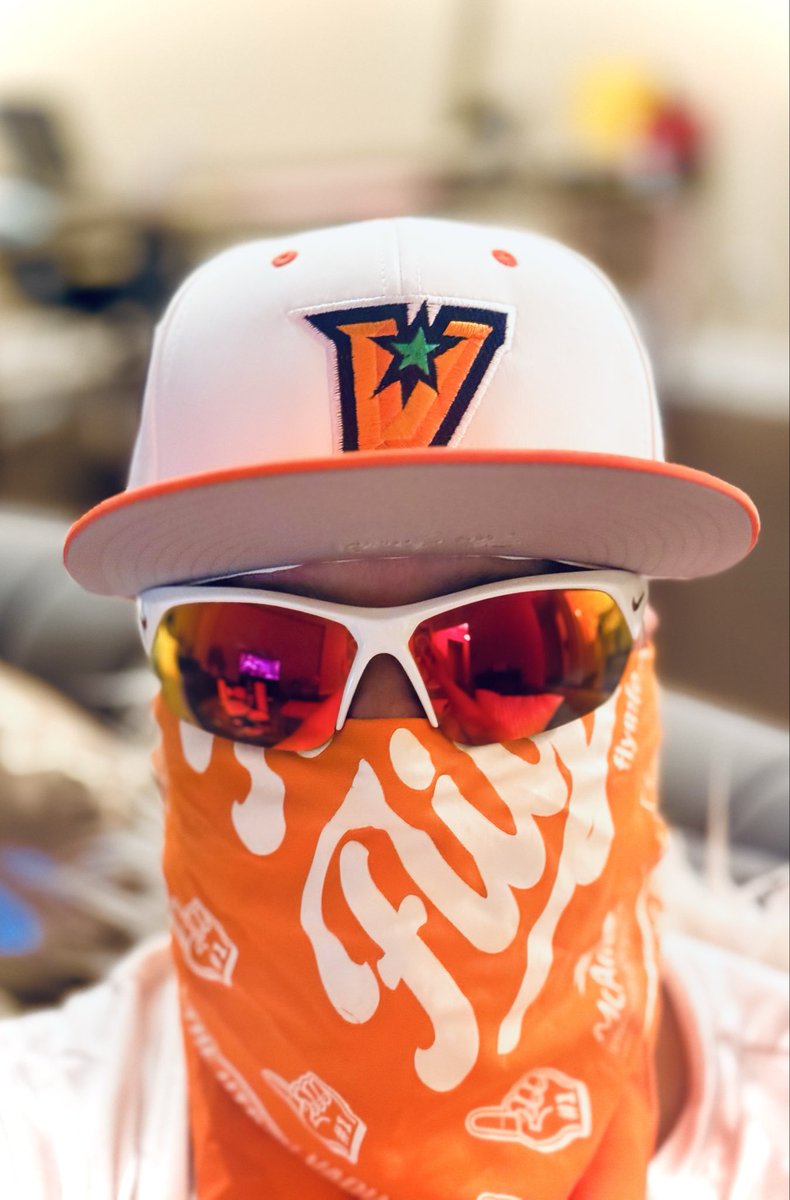 adan gabriel tweet media