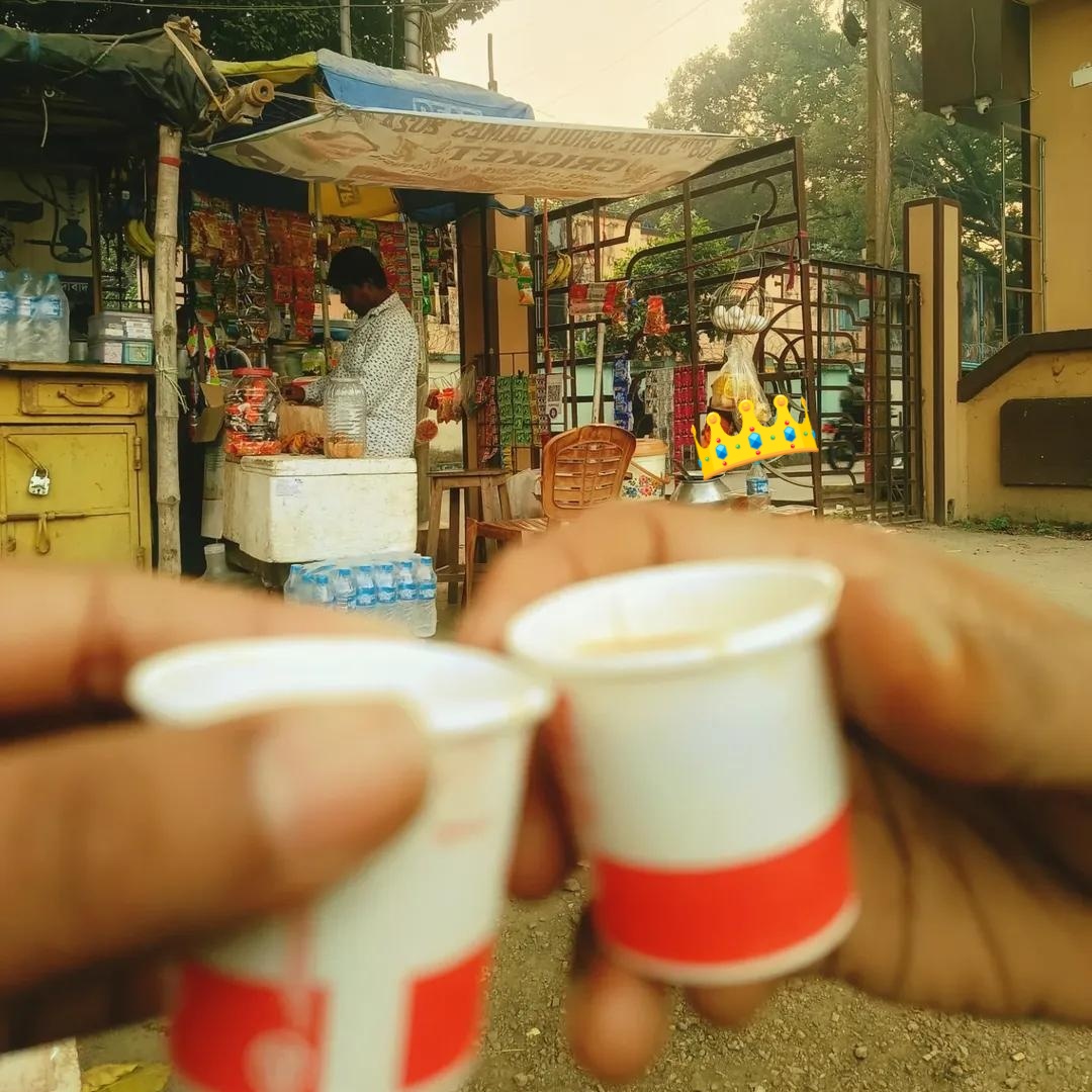 दुनिया में सबसे अच्छी दवा हँसी है!
सबसे बड़ा धन ज्ञान है!
सबसे बड़ा शत्रु विचार है!
और सबसे बड़ा गुण सादगी है।
Good Morning 🌿