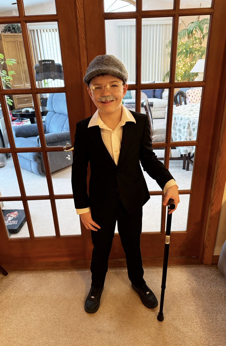 heatherhabura's tweet photo. Today at school was 'Dress like a President Day' and Johnny made an inspired choice with President Theodore Roosevelt, embodying leadership and courage. #GoJohnnyGo https://t.co/BhRGlqYyEC